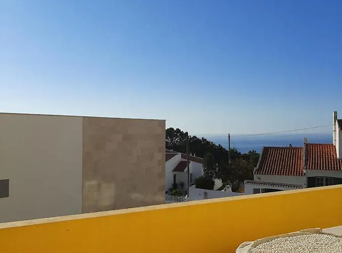 Maria Inês House 3*