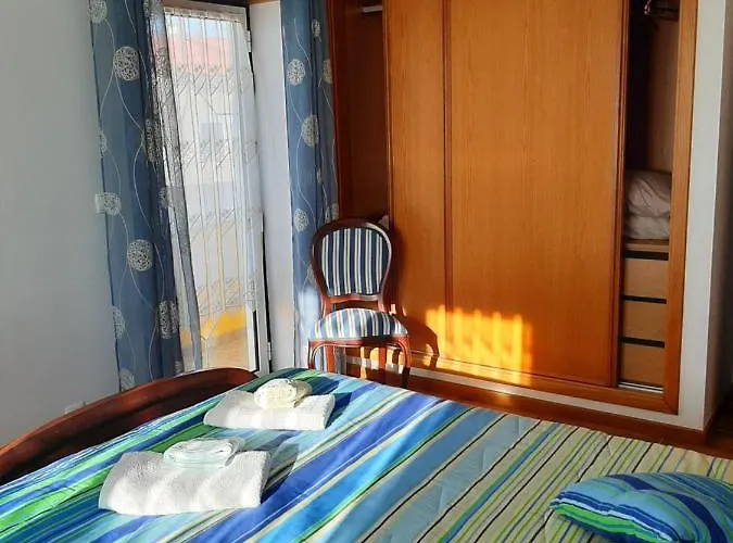 בית הארחה Maria Ines House נאזרה