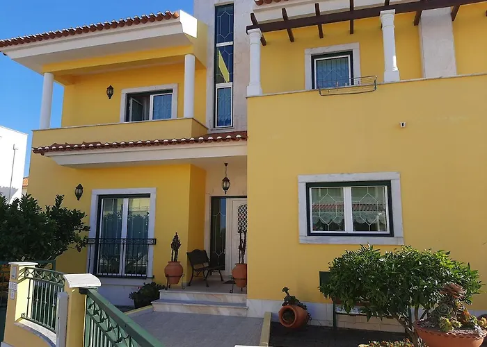 Maria Ines House בית הארחה 3*