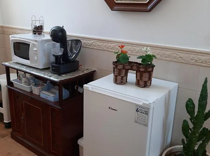 בית הארחה Maria Ines House נאזרה