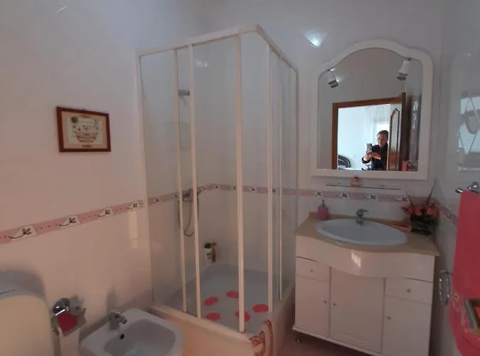 בית הארחה Maria Ines House