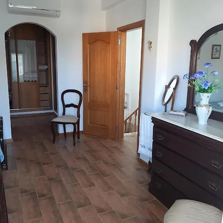 Maria Ines House * Nazaré
