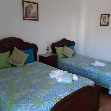 ゲストハウス Maria Ines House