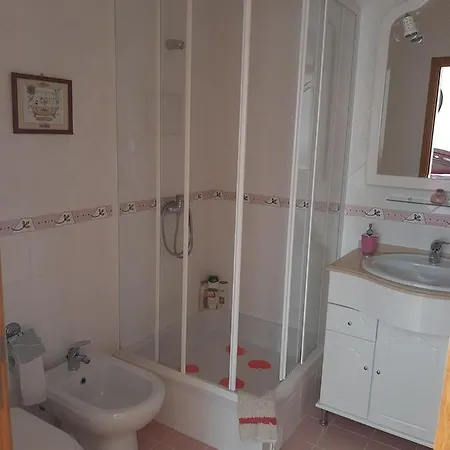 Maria Ines House Vendégház *
