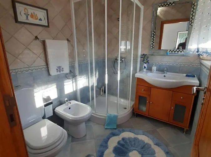 Maria Inês House 3*